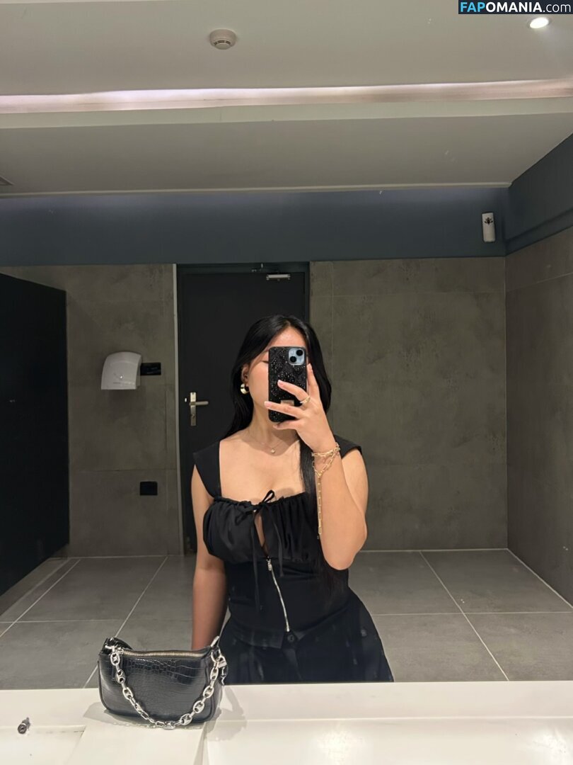 Swastika / raiswastikaa Naakt OnlyFans  Gelekte foto #9