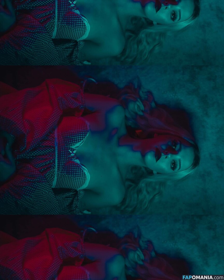 Sweetdistortion / sasha_simple Naakt OnlyFans  Gelekte foto #1