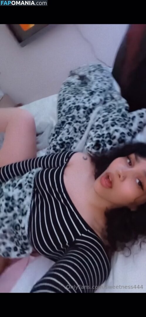 Sweetness444 / selenamacc Naakt OnlyFans  Gelekte foto #1