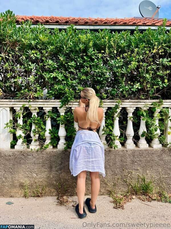 Sweetypieeee / amelinameli / https: Naakt OnlyFans  Gelekte foto #9