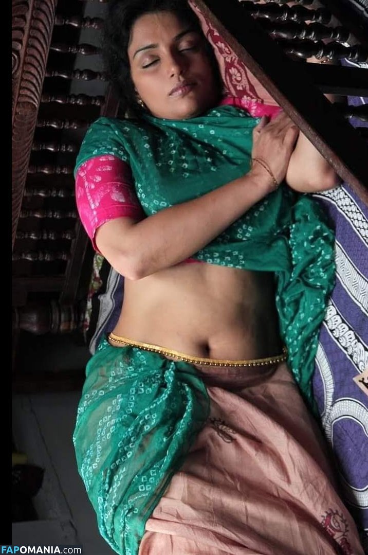 Swetha Menon Naakt OnlyFans  Gelekte foto #7