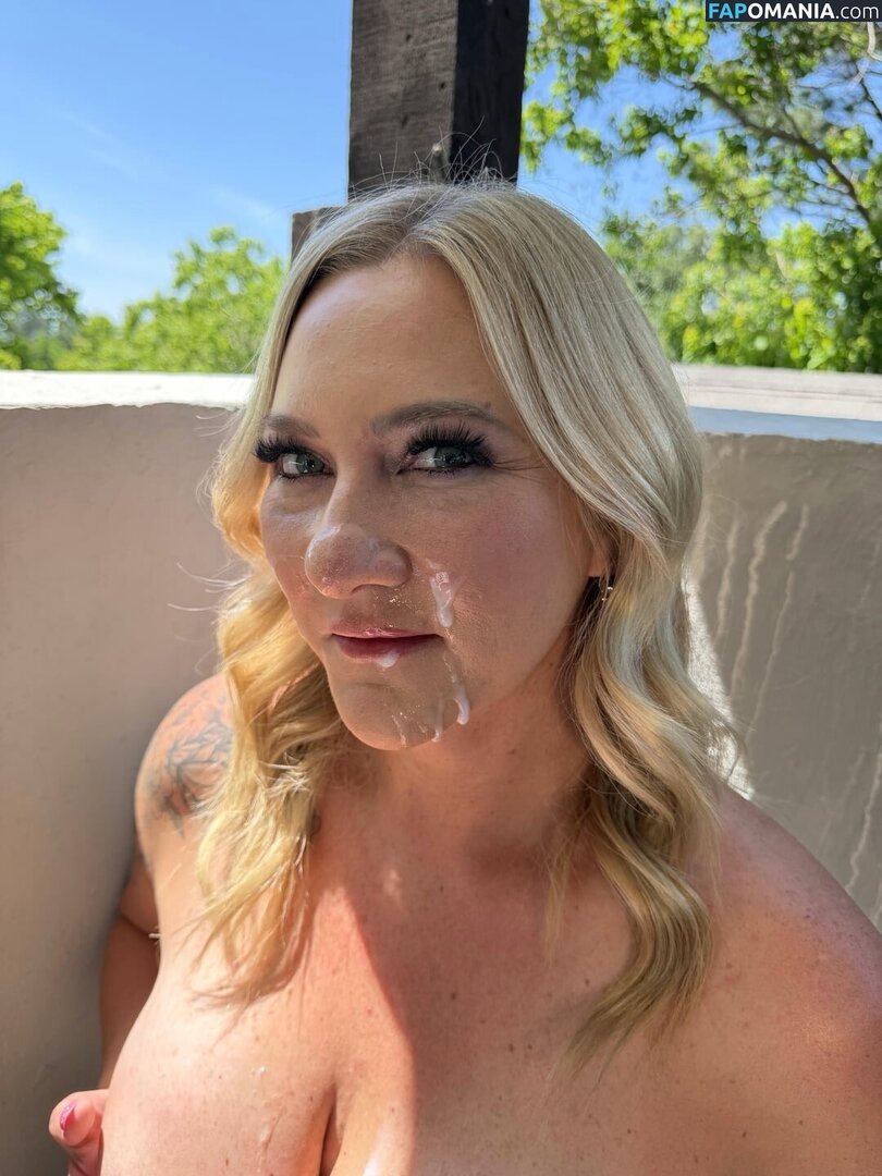 HotwifeSwinging / SwingingTXhotwife / Swinging_texas_hotwife / https: / texas_hotwife_vip / u Naakt OnlyFans  Gelekte foto #1
