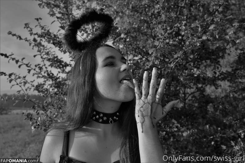 Swiss-Girl / https: / swiss-girl-vip / swissgirlvanessa Naakt OnlyFans  Gelekte foto #20