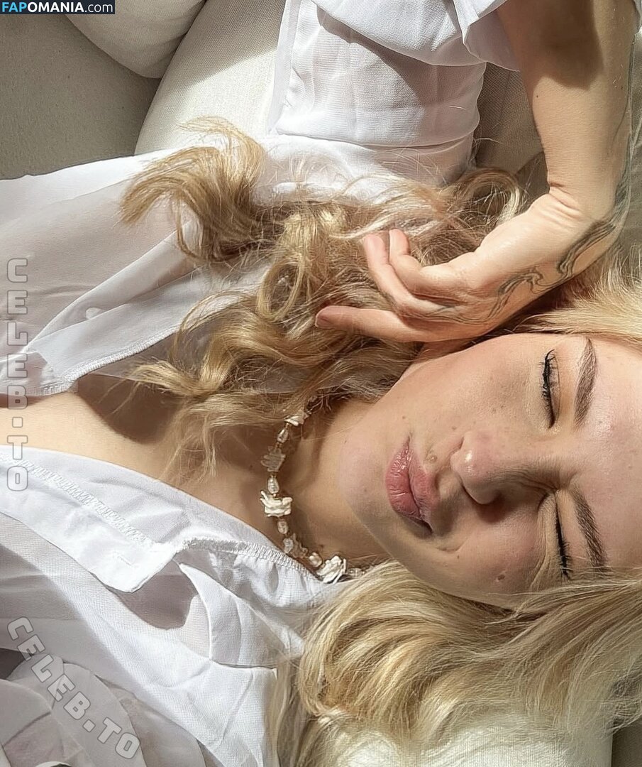 Sxrxhvrx / sxrxh.vrx Naakt OnlyFans  Gelekte foto #2