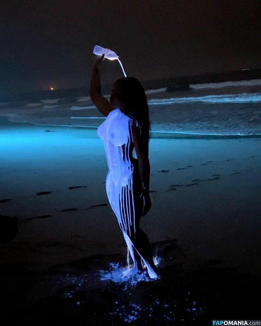 SZA / Solana Rowe / thejad3x Naakt OnlyFans  Gelekte foto #34