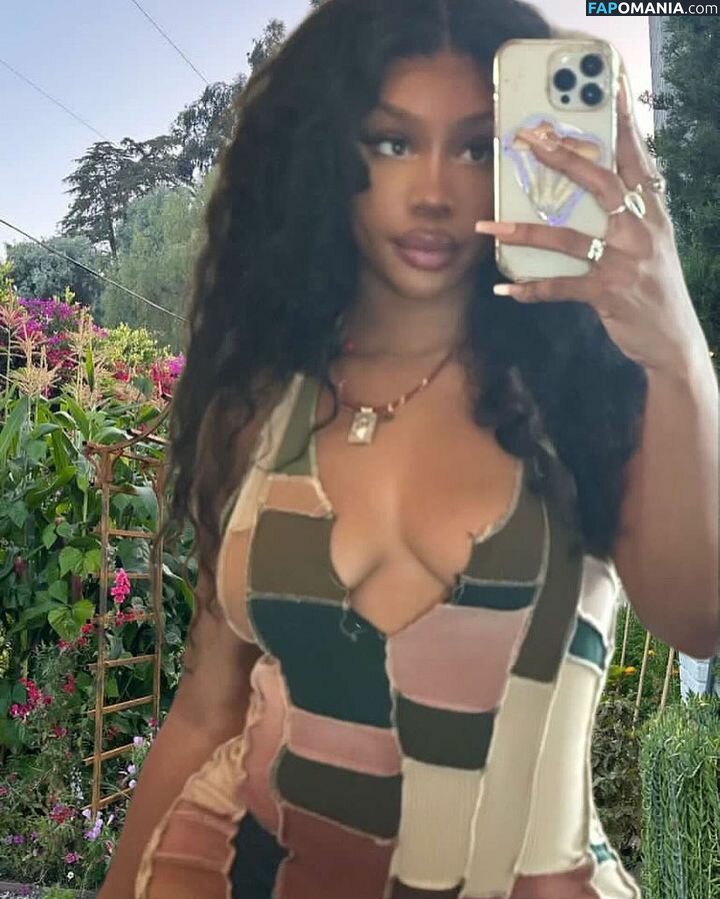 SZA / Solana Rowe / thejad3x Naakt OnlyFans  Gelekte foto #51