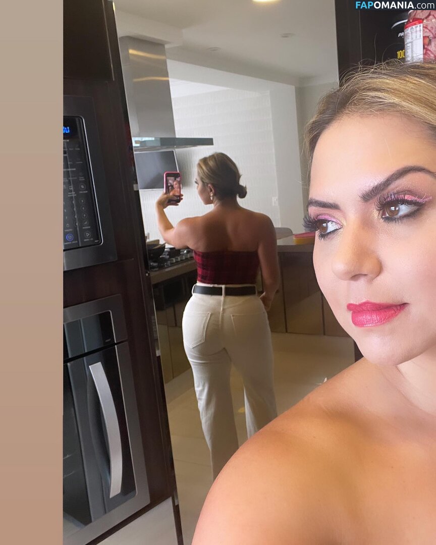Tati Cariani / taticariani_nutri Naakt OnlyFans  Gelekte foto #8