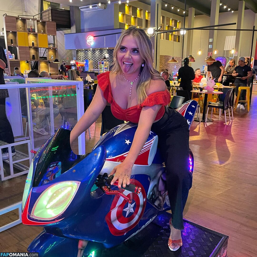Tati Cariani / taticariani_nutri Naakt OnlyFans  Gelekte foto #12