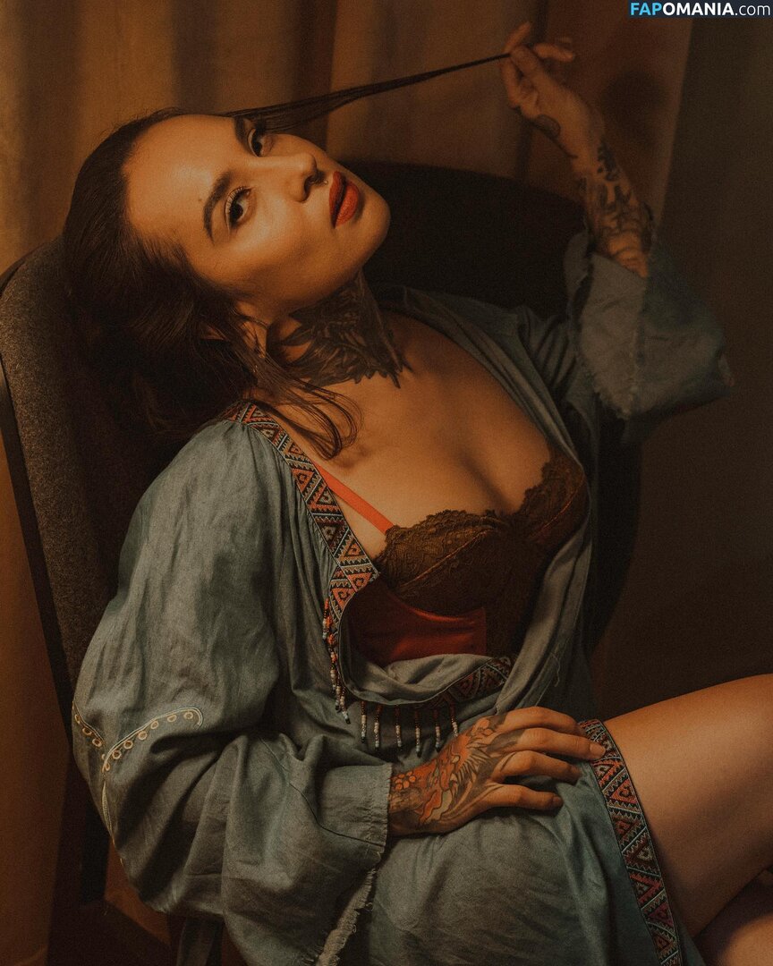 Tatiana Shmaylyuk / sweetsynner / tati_booyakah Naakt OnlyFans  Gelekte foto #2