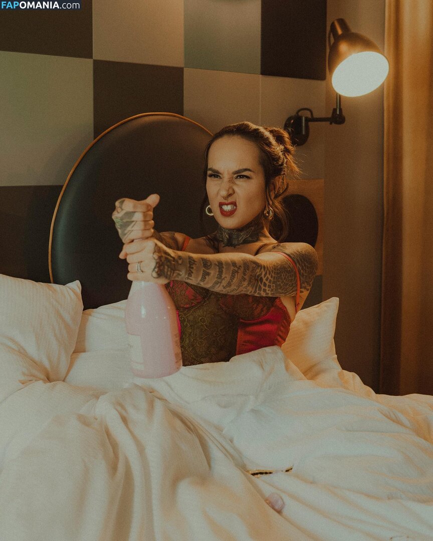 Tatiana Shmaylyuk / sweetsynner / tati_booyakah Naakt OnlyFans  Gelekte foto #7