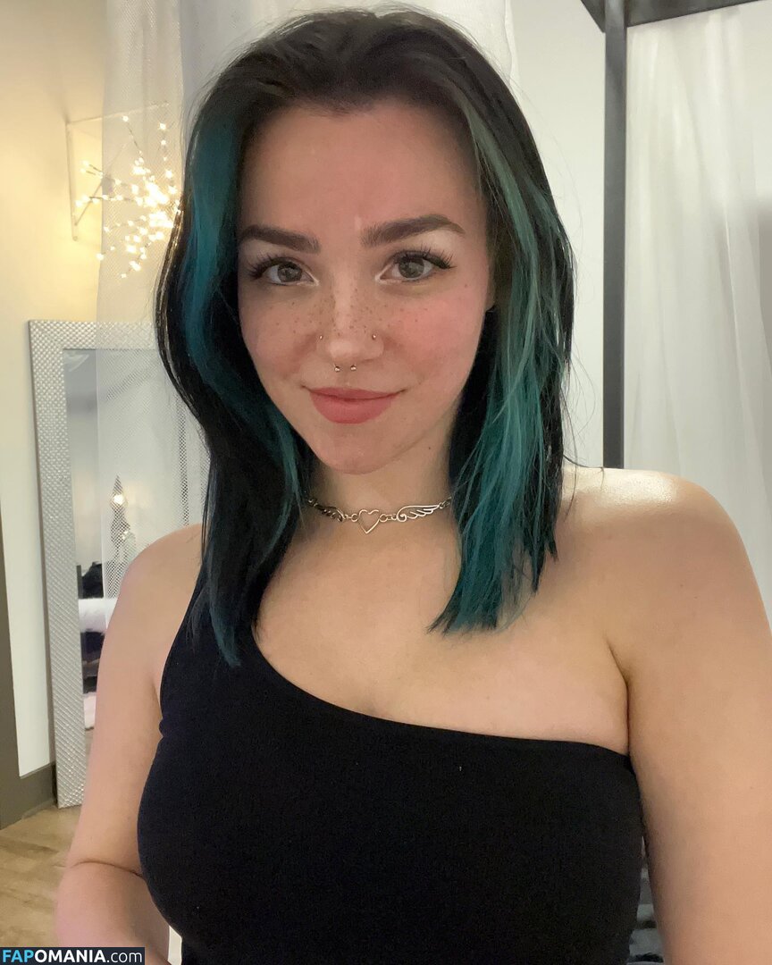 Taylien / https: / taylienxp Naakt OnlyFans  Gelekte foto #4