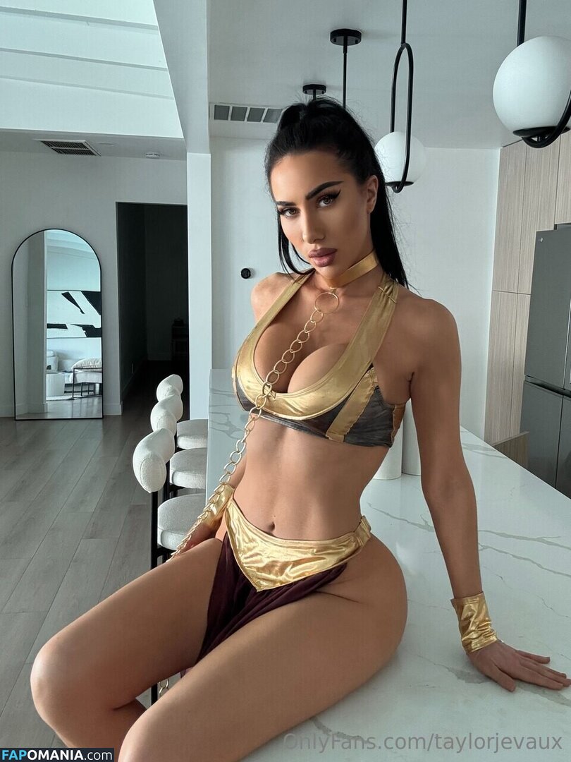Taylor Jevaux / taylorjevaux Naakt OnlyFans  Gelekte foto #4