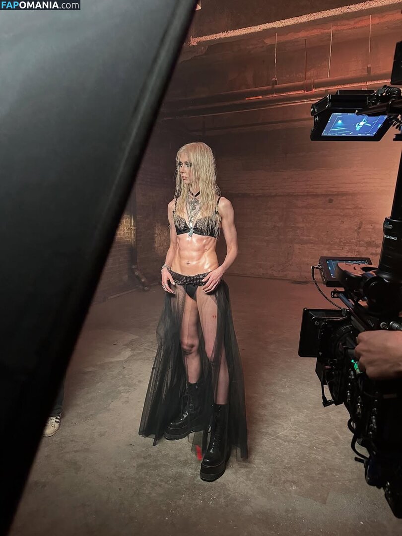 Taylor Momsen / aryelsoul / taylormomsen Naakt OnlyFans  Gelekte foto #700