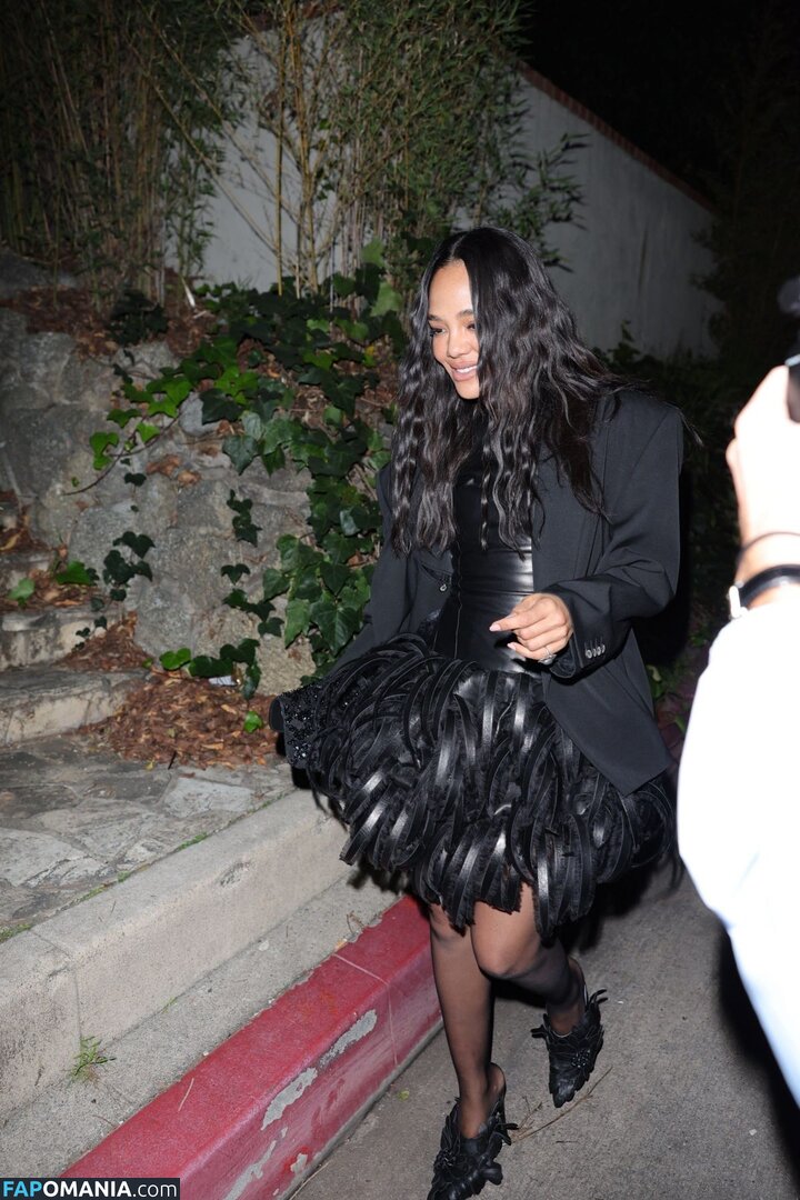 Tessa Thompson / tessamaethompson / tessathompsonx Naakt OnlyFans  Gelekte foto #8