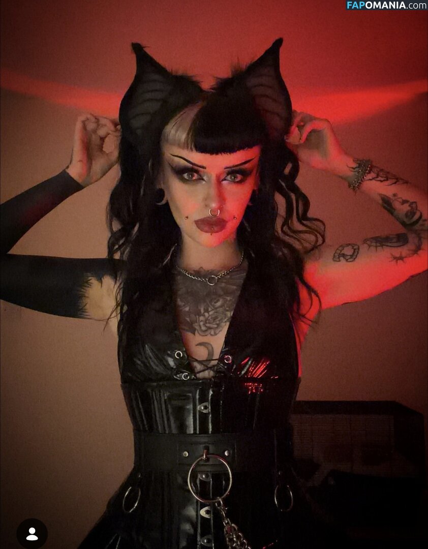 ThatLivingDeadGxrl Naakt OnlyFans  Gelekte foto #1