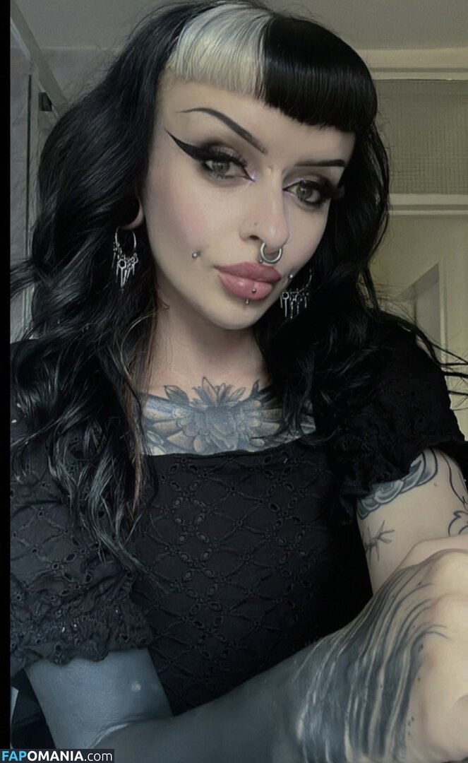 ThatLivingDeadGxrl Naakt OnlyFans  Gelekte foto #3
