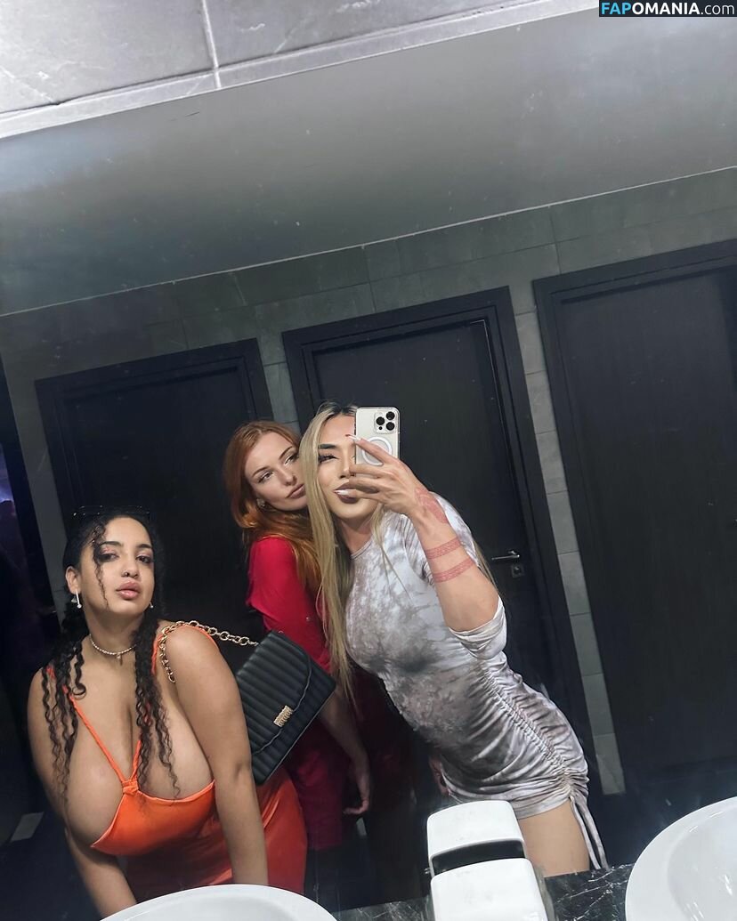 girlinred / thegirlinred0 Naakt OnlyFans  Gelekte foto #110