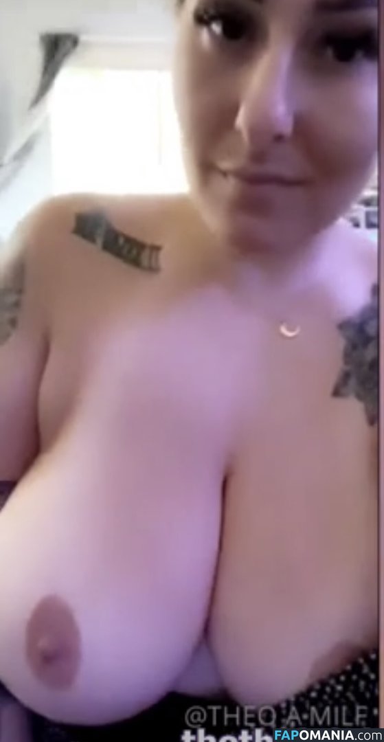 Inkedmamiii / Theoamilf / inkedmamii / theoamilfy Naakt OnlyFans  Gelekte foto #2