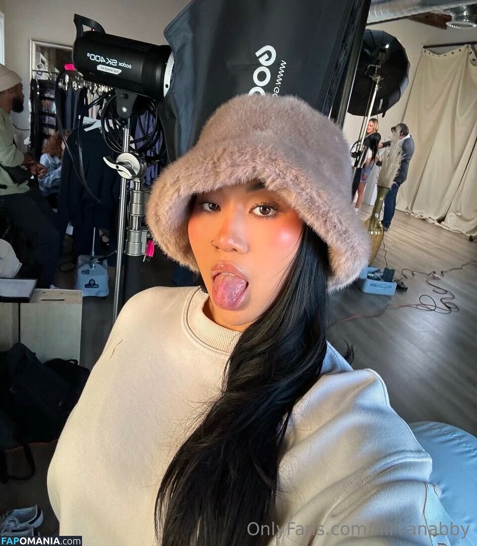 nirvanabby / theonlyyennii Naakt OnlyFans  Gelekte foto #1