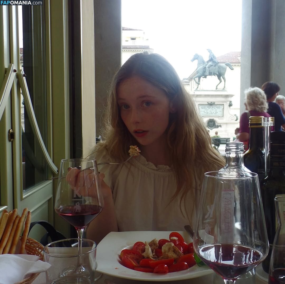 SuzieSon / charlieisomething / mymotherfvckedmickjagger / thestrawberrybutcher Naakt OnlyFans  Gelekte foto #15