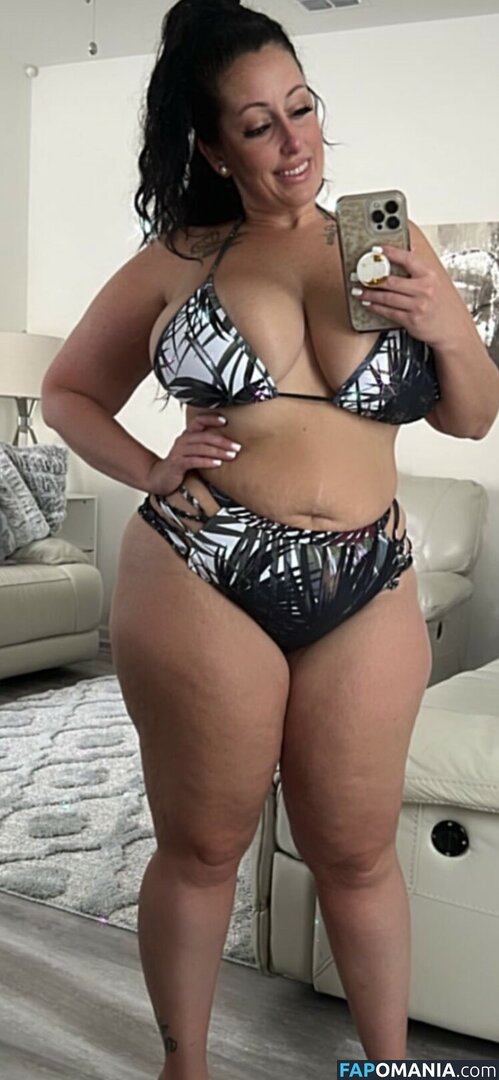 diamondntheruff103 / italianuniqueen / thickitalianmami Naakt OnlyFans  Gelekte foto #8