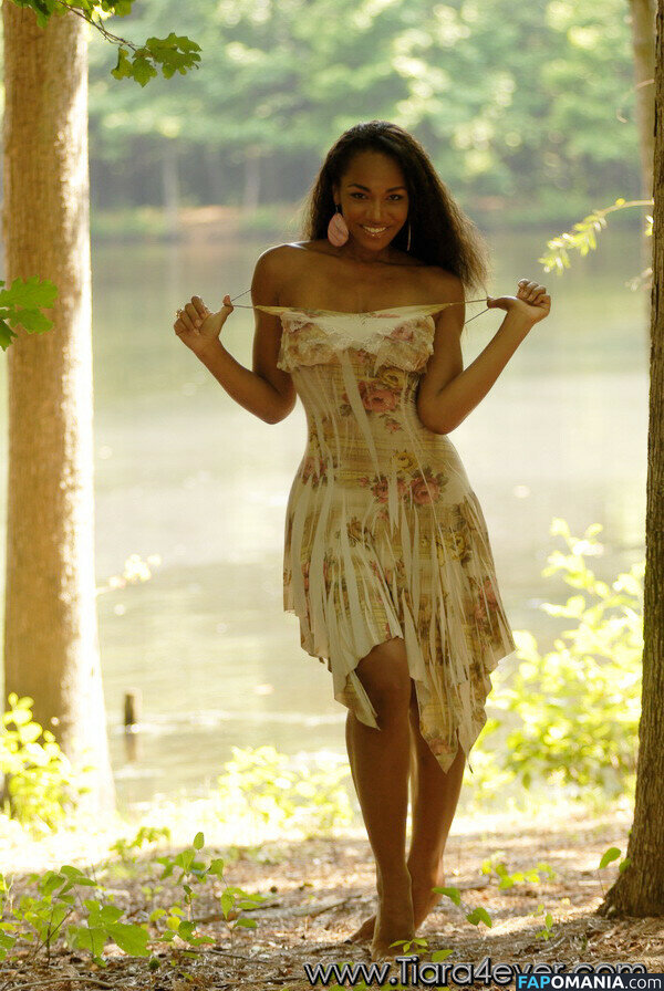 Tiara Harris / Tiara Kristine / Tiara_Kristine / hooters_best / tiarakristine / tkristine Naakt OnlyFans  Gelekte foto #5