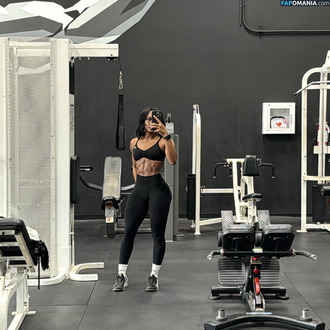 T.hoowww / Tiara Howard Naakt OnlyFans  Gelekte foto #17