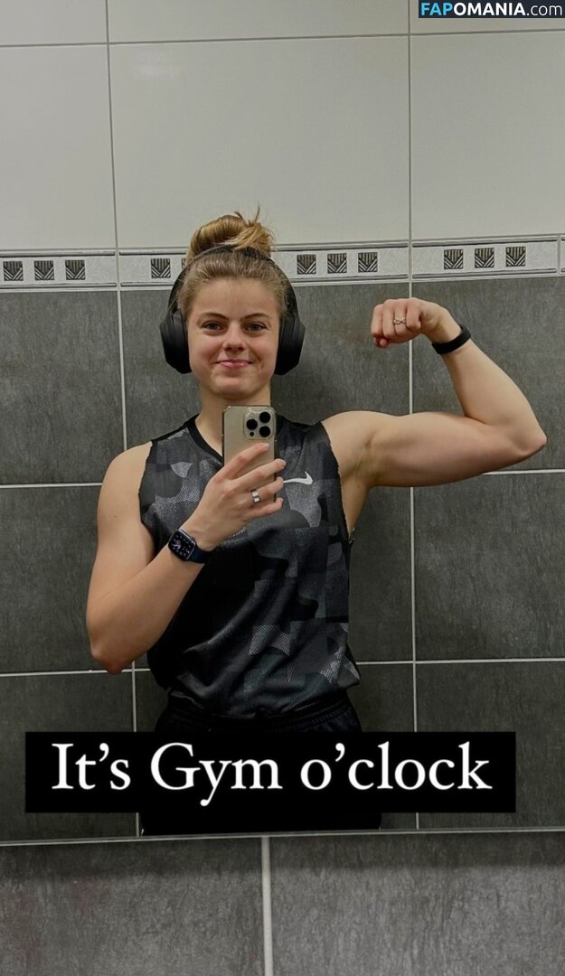 Tina Hausmann Naakt OnlyFans  Gelekte foto #9