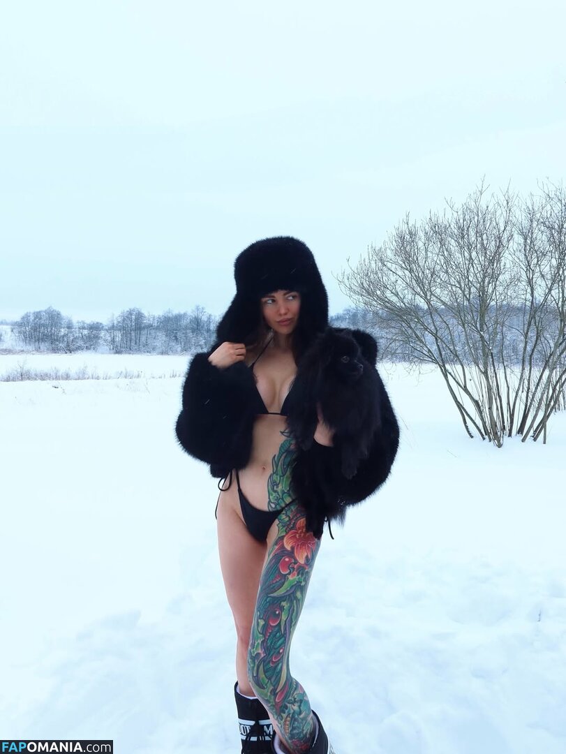 Toma Zhdanova / tomato_mood Naakt OnlyFans  Gelekte foto #3