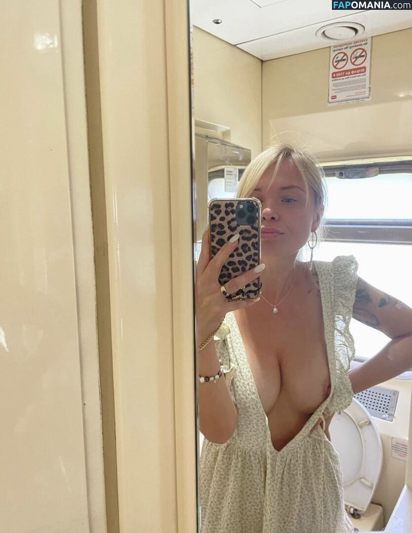 Tomskaya Lubov / l_tomskaia / tomskaya_lyubov_ Naakt OnlyFans  Gelekte foto #17