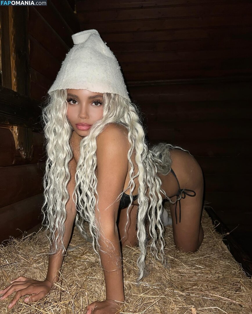 Tosyandra / victoriaonofomi Naakt OnlyFans  Gelekte foto #3