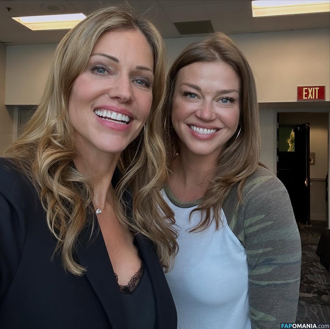 Cylon / Tricia Helfer / officialtriciahelfer / triciahelfer Naakt OnlyFans  Gelekte foto #168