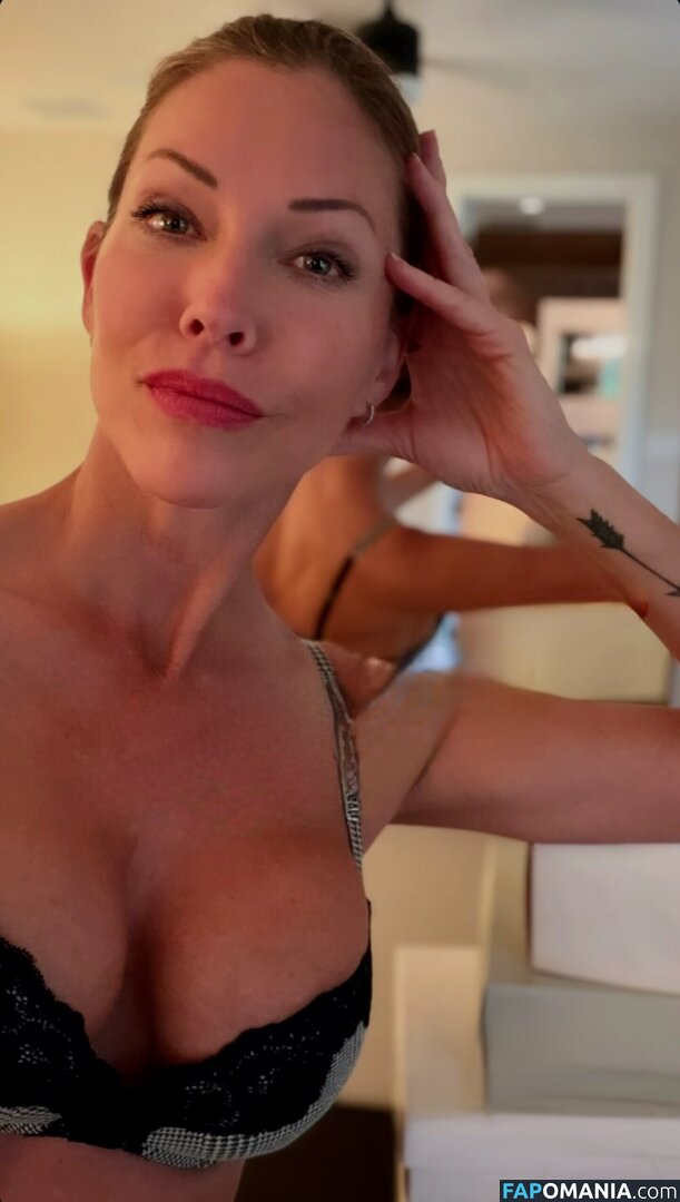 Cylon / Tricia Helfer / https: / officialtriciahelfer / triciahelfer Naakt OnlyFans  Gelekte foto #202
