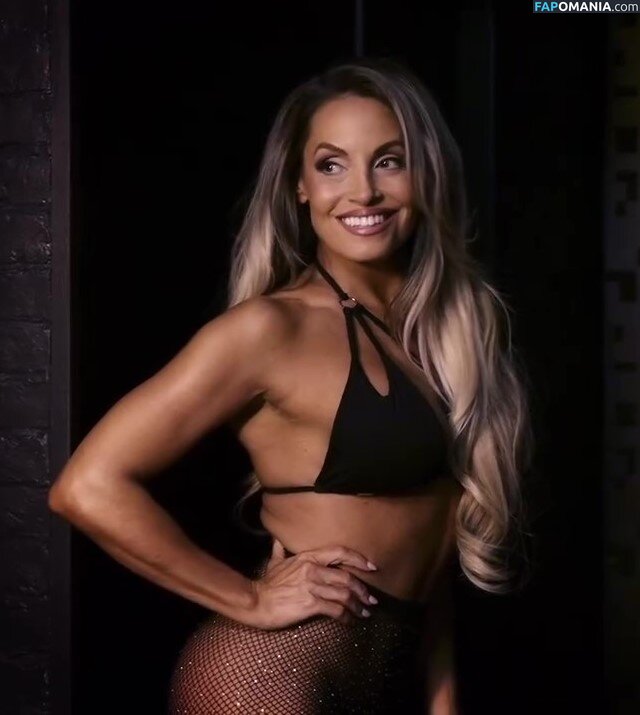 Trish Stratus / https: / trishstratus / trishstratuscom Naakt OnlyFans  Gelekte foto #1479