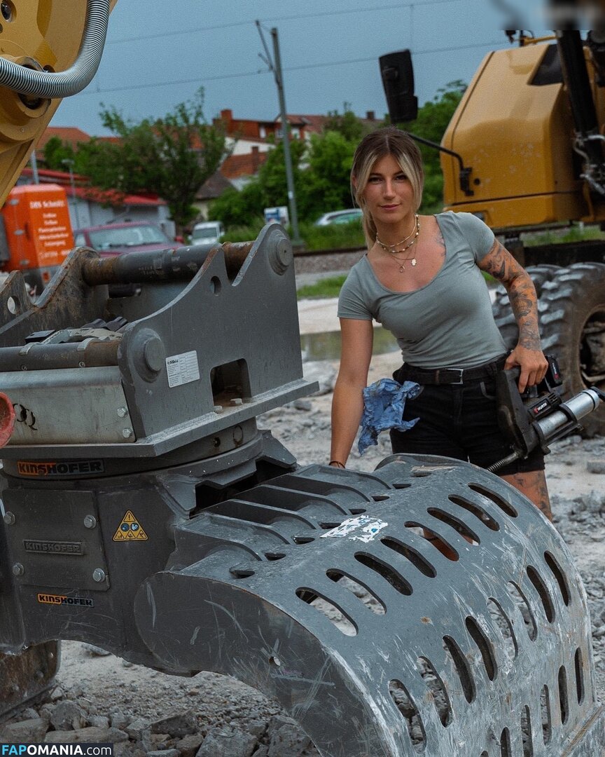 Tschulique Naakt OnlyFans  Gelekte foto #10