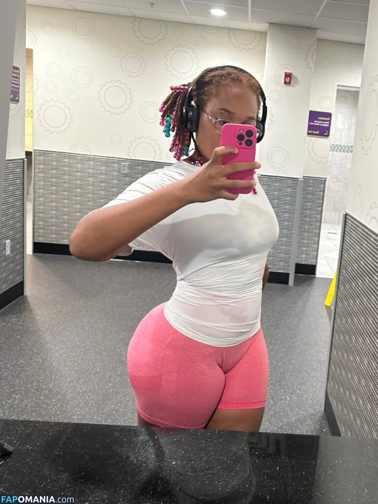 Twerkstarelsa Naakt OnlyFans  Gelekte foto #3