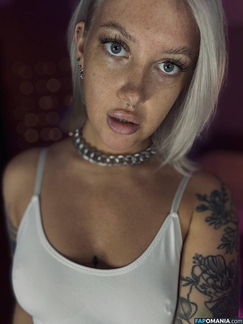 Tykioty Miley Naakt OnlyFans  Gelekte foto #2