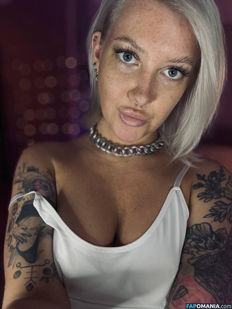 Tykioty Miley Naakt OnlyFans  Gelekte foto #3