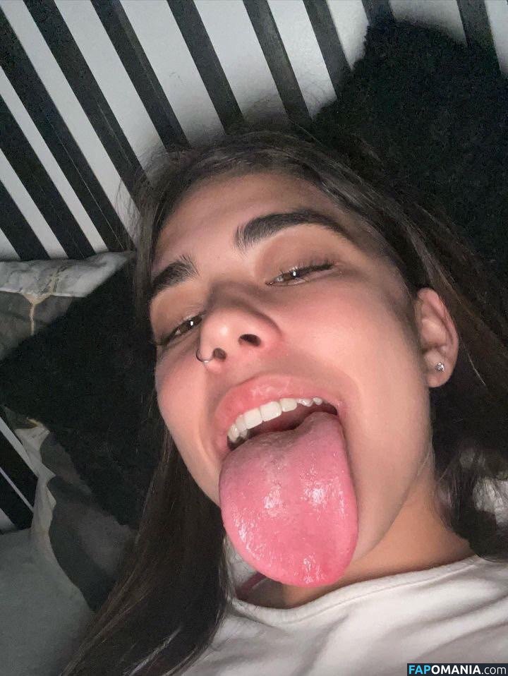 longuetongueegirl_ / noaablaancoo / u489105211 Naakt OnlyFans  Gelekte foto #1