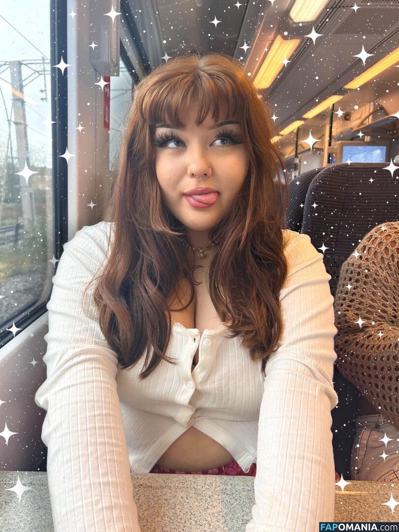Unholyhollyy Naakt OnlyFans  Gelekte foto #5