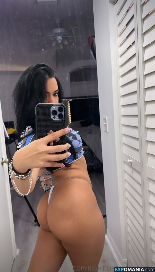 dreacarolina / urfavlatiina Naakt OnlyFans  Gelekte foto #1