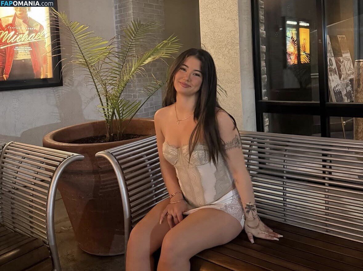 https: / juulkitty / uronlyjules / uronlyjuls Naakt OnlyFans  Gelekte foto #6