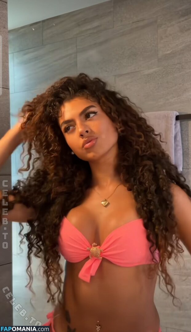 V7ena / u7ena Naakt OnlyFans  Gelekte foto #3