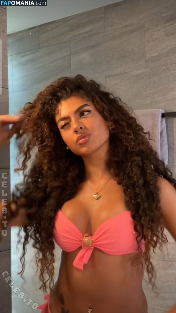 V7ena / u7ena Naakt OnlyFans  Gelekte foto #4