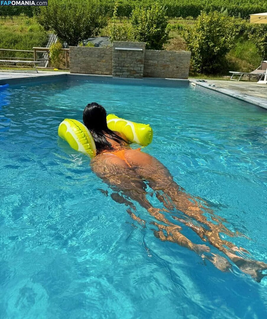 Valentina De Nucci / valentinadenucci Naakt OnlyFans  Gelekte foto #9