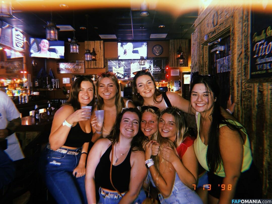 Valerie / valerie.c_ / valerieq01 Naakt OnlyFans  Gelekte foto #27