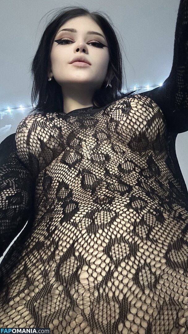 vampkira / vampkira_art Naakt OnlyFans  Gelekte foto #3