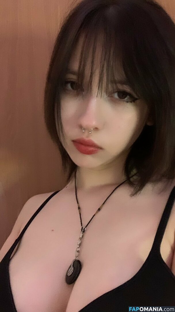 kusuoveki / kusuovk / vekikusuo / vekita / vekitk Naakt OnlyFans  Gelekte foto #11