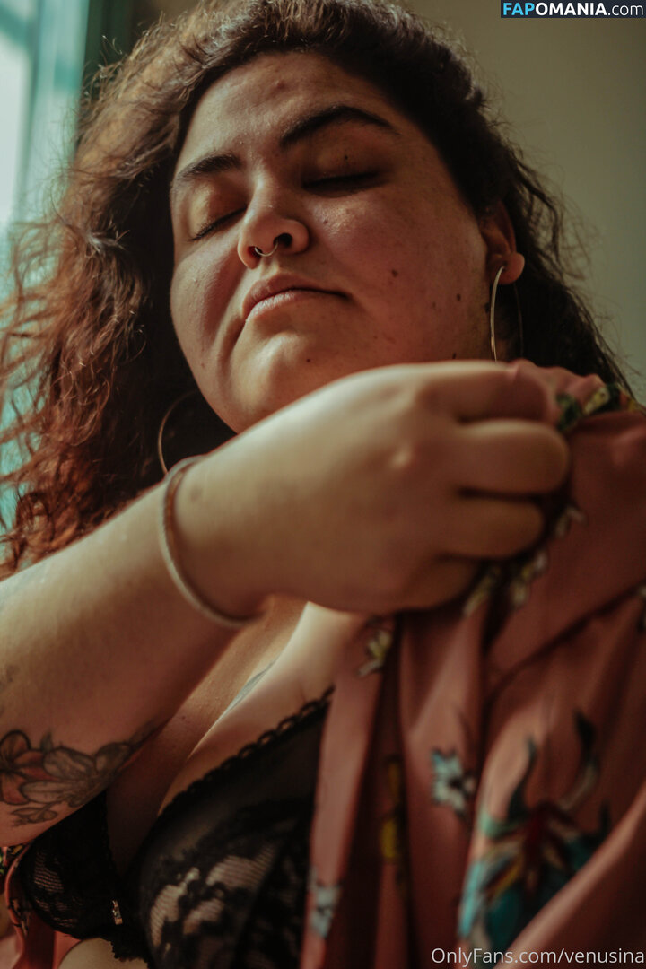 venusina Naakt OnlyFans  Gelekte foto #7