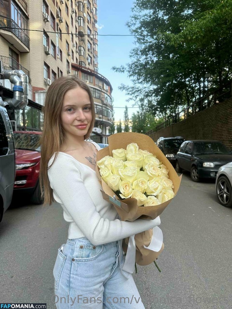 mzlovinmyself / veronica_flowers Naakt OnlyFans  Gelekte foto #11